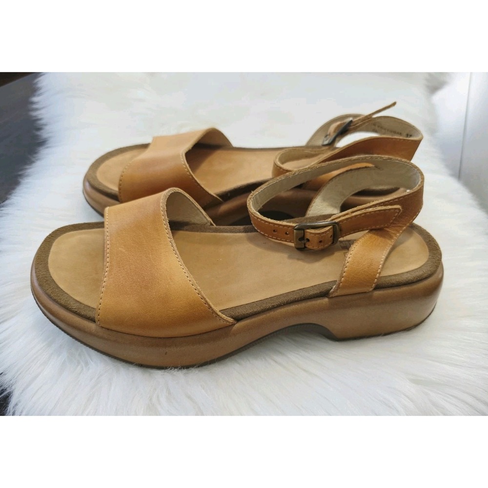 Dansko Brown Leather Chunky Platform Sandals Women's Size 37 US Size 7
